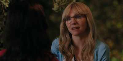 - I didn't want to tell you like this.
- So you just hid it? - Firefly Lane