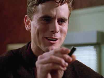 I disarmed it. - Lois & Clark: The New Adventures of Superman