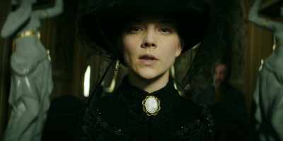 I dislike hotels. - Picnic at Hanging Rock