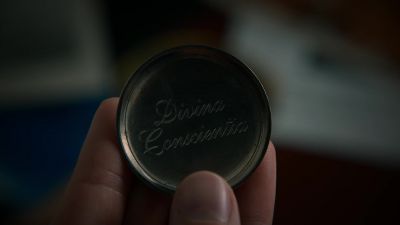 "Divina conciencia"? - Manifest