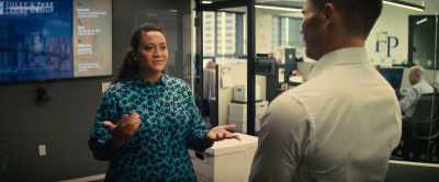 I do this Kamala Harris impression online,
and it's really taking off. - Bros