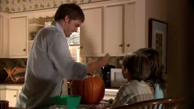 - I do love Halloween. - Dexter
