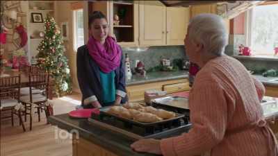 - I do?
- Must run in your family. - A Wedding for Christmas