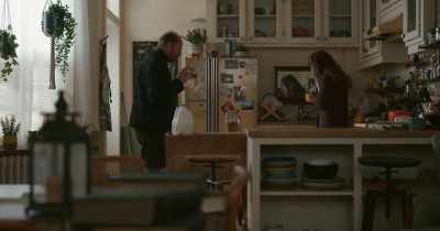 I do not want to
complicate your life. - The Republic of Sarah