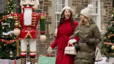 -I do not.
-Yes, you do. Wow! - The Secret Gift of Christmas