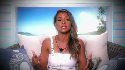 >> I DO SEE THINGS GOING REALLY
WELL WITH WESTON. - Love Island