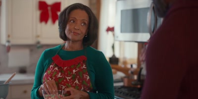 - I do, thank you. Love you. - Christmas with a Kiss