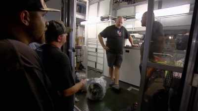 I do, but they're both the same
[bleep] kind of throttle rods. - Street Outlaws No Prep Kings Team Attack