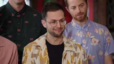 I do think that by adding
the buffalo sauce, - No Recipe Road Trip With the Try Guys
