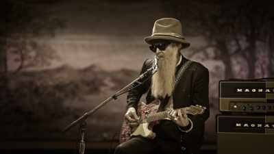 ♪ I done ran into my baby ♪ - ZZ Top: That Little Ol' Band From Texas