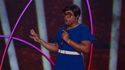 I don't always have time
for a whole 30.48 centimeters. - Hannah Gadsby's Gender Agenda