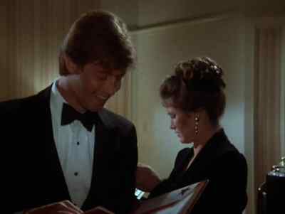- I don't believe it.
- I know. He doesn't look like Fabrini. - Remington Steele