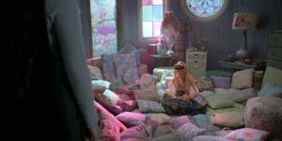 I don't believe one's body
should be imprisoned by a bedframe. - The Muppets Mayhem