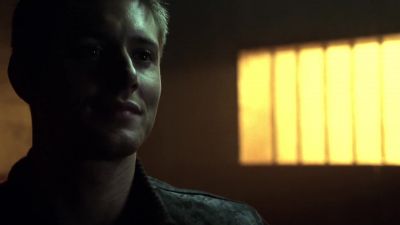 I don't believe you're that naive. - Smallville