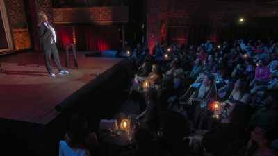 I don't care if I was 102
with two teeth. - Marlon Wayans Presents: The Headliners