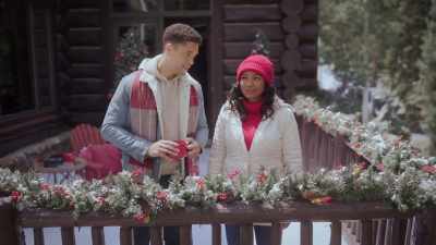 - I don't eat...
- Oh, you will on Christmas Eve. - A Picture Perfect Holiday