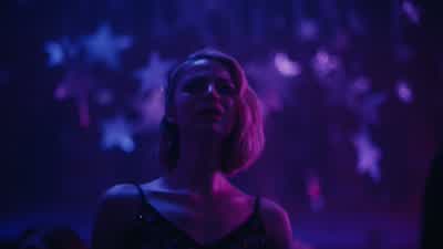 ♪ I don't even wanna know ya ♪ Hi. - Euphoria
