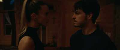 - I don't feel so good.
I think I'm gonna be sick. - Laced