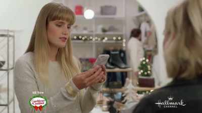 I don't have anything that's
gonna match that style. - A Very Merry Bridesmaid