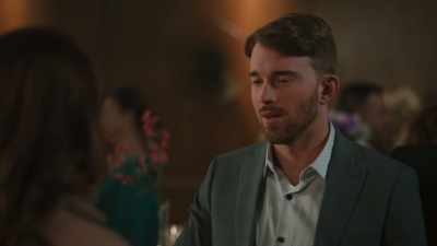 I don't have to be
a reporter to know - The Professional Bridesmaid