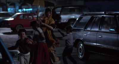 - I don't have no money, I don't have it! - Born in East L A