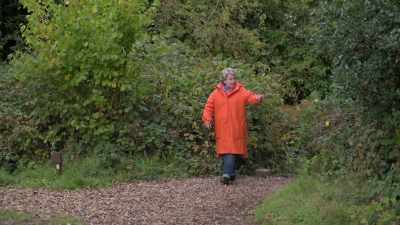 I don't know about foraging
but that's a blackberry, - Extraordinary Escapes with Sandi Toksvig