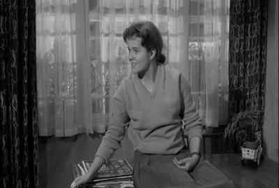 - I don't know.
- Dust! Now this. - Georgy Girl