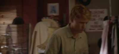 I don't know. Gotta come
upstairs. Her dad's here, too, - Frayed