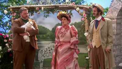 I don't know how you made that shot. - The Goes Wrong Show
