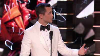 I don't know how you pretended
not to be embarrassed - Comedy Central Roast of Bruce Willis