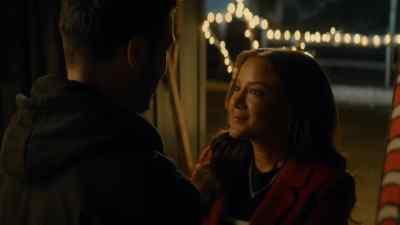 I don't know how to...
to move forward. - Christmas Under the Lights