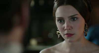 -I don't know if I can, Contessina.
-I will help you. - Medici: Masters of Florence