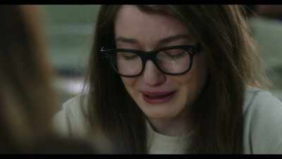 I don't know if I can make it. [sniffles] - Inventing Anna