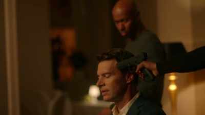 ♪ I don't know where I live ♪ - Whiskey Cavalier