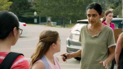 I don't know if it's safe
for you girls to be here. - Mommy's Little Star