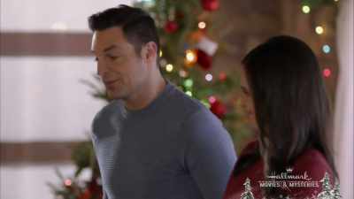 I don't know if it's the artist, - Christmas at Grand Valley