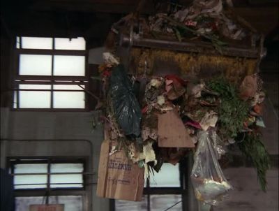 I DON'T KNOW. MAYBE THREE,
FOUR LOADS ALREADY. - Hawaii Five-0