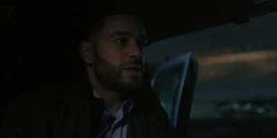 - I don't know.
- Mike! Mike! - Alert: Missing Persons Unit