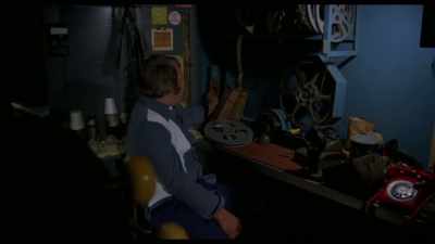 - I don't know, but one thing's for sure, - Barbie & Kendra Crash Joe Bob's Drive-In Jamboree!
