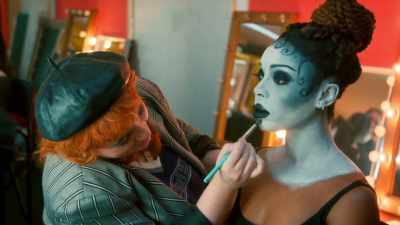 I don't know what to do! [laughs] - Glow Up: Britain's Next Make-Up Star