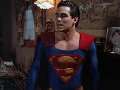 I don't know what to do. - Lois & Clark: The New Adventures of Superman