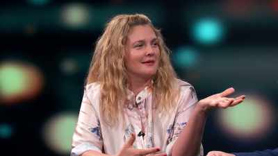 - I don't know what that is.
- ...having your vampire moment. - Norm Macdonald Has a Show