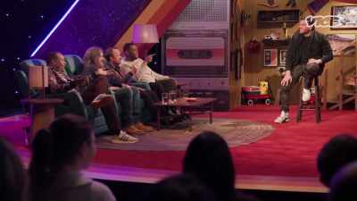 - I don't know what kind of - Super Maximum Retro Show