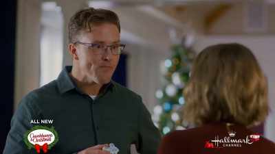 I don't know
what my mom has been saying, - Cross Country Christmas