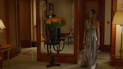 I don't know what that
means, but oh, you look nice. - A Paris Proposal