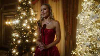 I don't know what
the future holds, - Christmas in the Spotlight