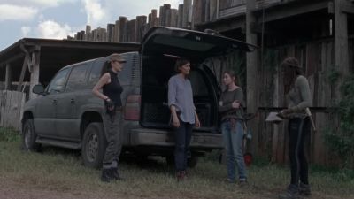 I don't know what the hell it is. - The Walking Dead