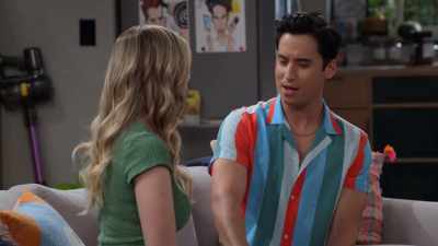 - I don't know what to wear.
- I'll help you. - Pretty Smart