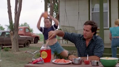 I don't know why they call this stuff Hamburger Helper lt does just fine by itself - National Lampoon's Vacation