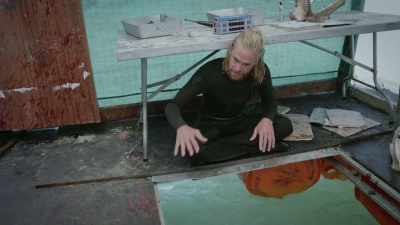 I don't like killing animals,
But that thing needs to die! - 6-Headed Shark Attack